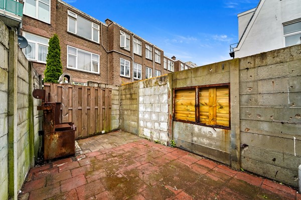 Medium property photo - Van Musschenbroekstraat 53, 2522 AJ Den Haag